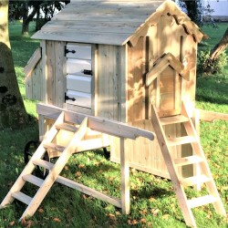 Acres Stroller Chicken Coop – 12 Hens