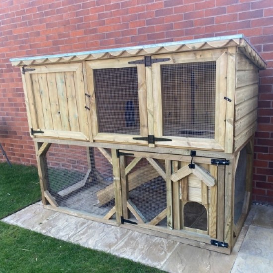 Manor Rabbit Hutch
