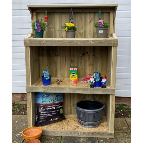 Evergreen Potting Station