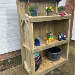 Evergreen Potting Station