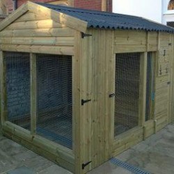 8ft Insulated Glenville Large Dog Kennel