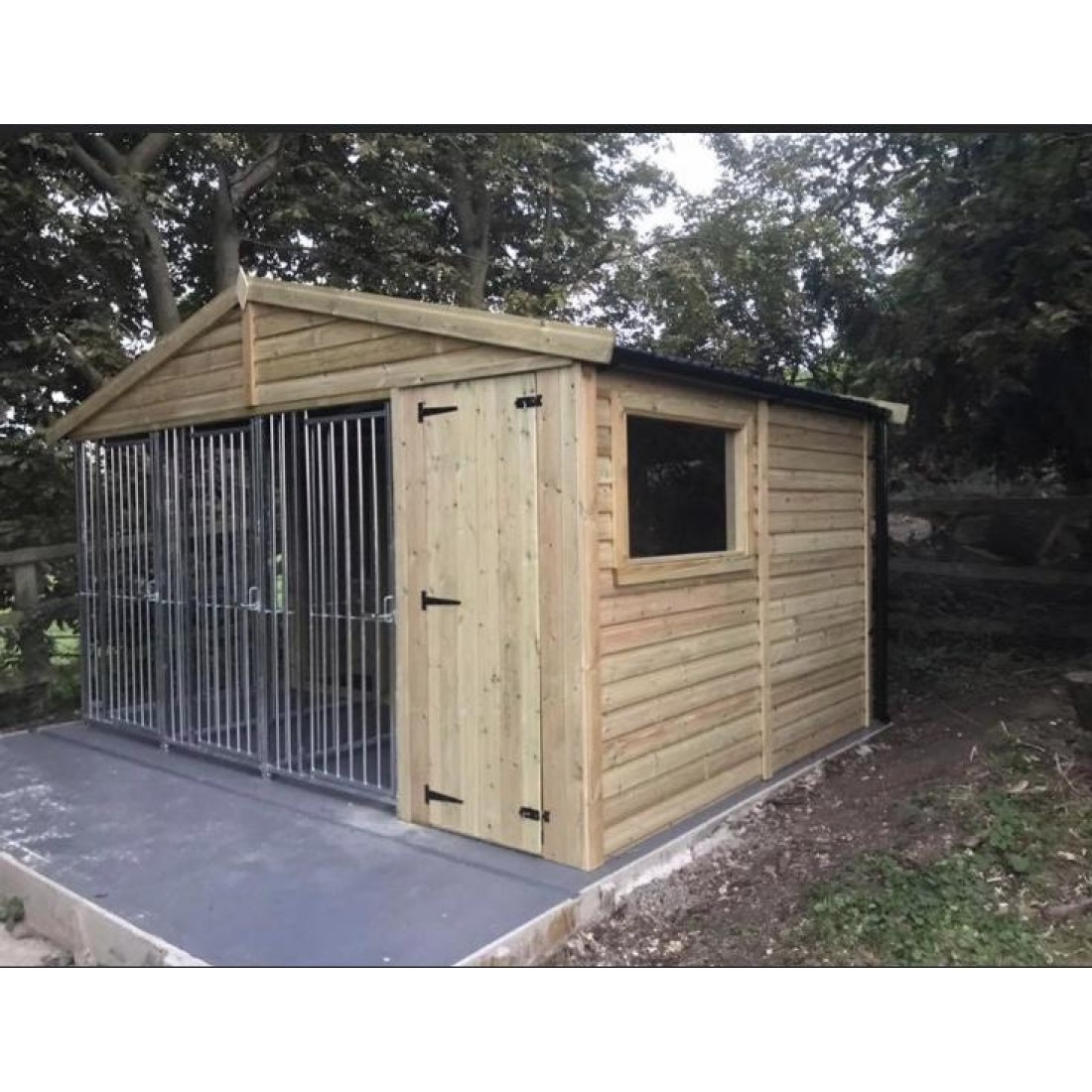 Willow Gun Dog Kennel With Dog Pods 4 Kennel Bays
