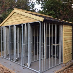 Willow Gun Dog Kennel – With Dog Pods - Insulated - 4 Kennel Bays